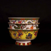 藏式吉祥花纹碗